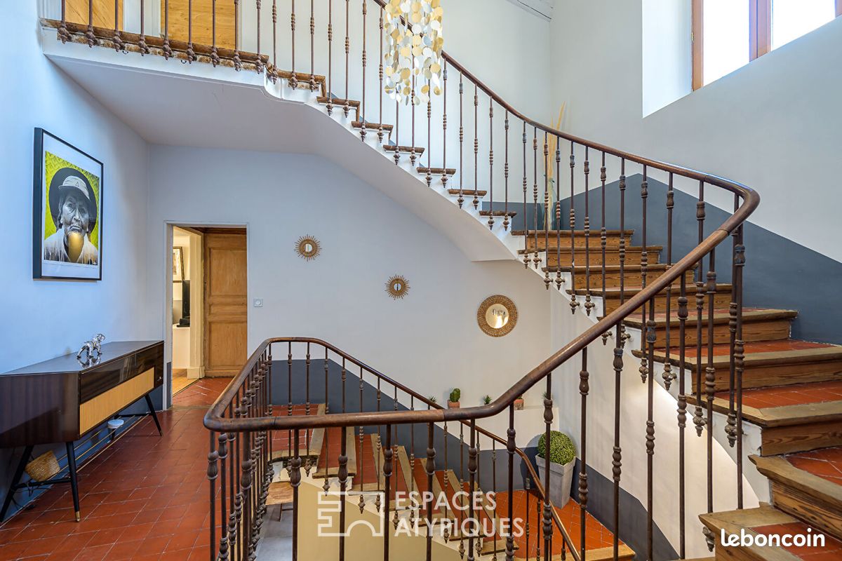 Maison 9 pièces 263 m² (image 2)