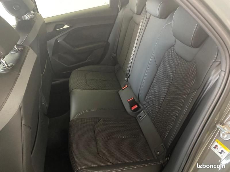 Audi A1 Sportback 30 TFSI 116ch S line S tronic 7 (image 15)