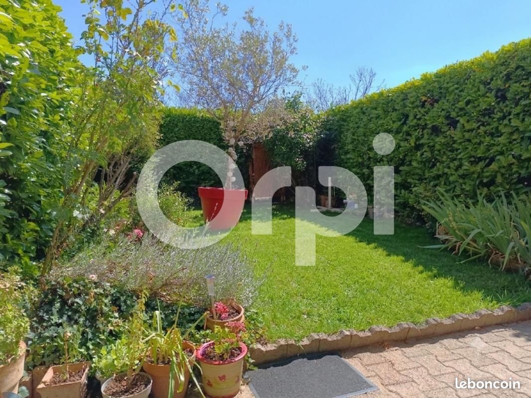 Appartement 3 pièces 70 m² · à Saint-Genis-Laval · 70 m² · 299 000 €