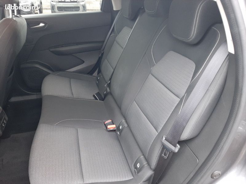 Renault ARKANA 1.3 TCE 140CH MILD HYBRID EVOLUTION EDC -24 (image 9)