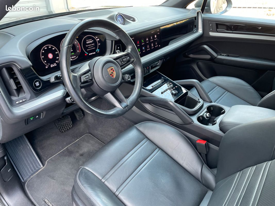 Porsche Cayenne Coupé E-Hybrid 470 cv Garantie Porsche Approved 12 mois Centre Porsche Bastia (image 8)