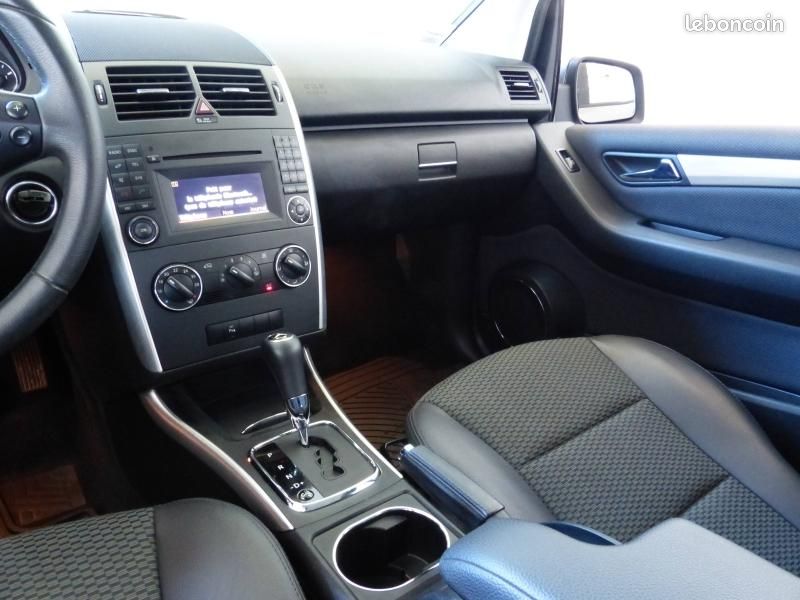 Mercedes-benz Classe A 180 CDI Avantgarde CVT (image 11)