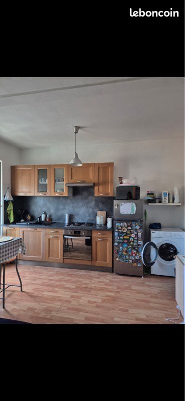 Appartement 2 pièces 27 m² · à Saintes · 27 m² · 510 €