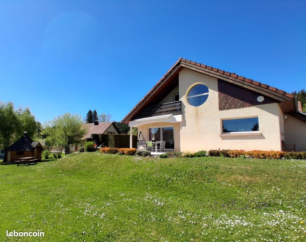 Maison 5 pièces 109 m² · à Villers-le-Lac · 109 m² · 448 000 €