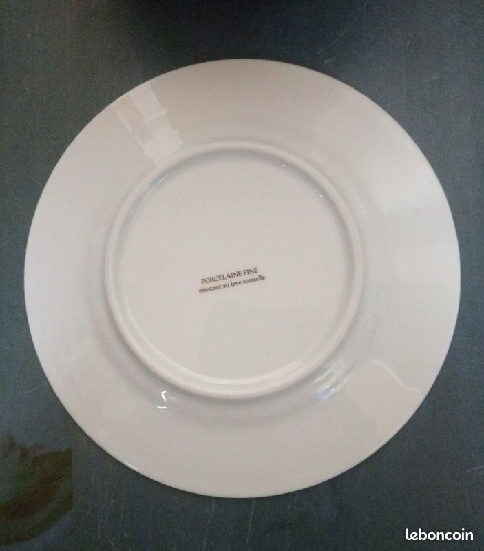 12 assiettes à dessert Porcelaine (image 3)