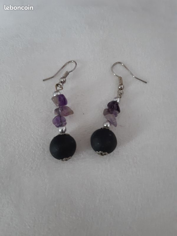 Boucle d oreilles pierre de lave (image 3)