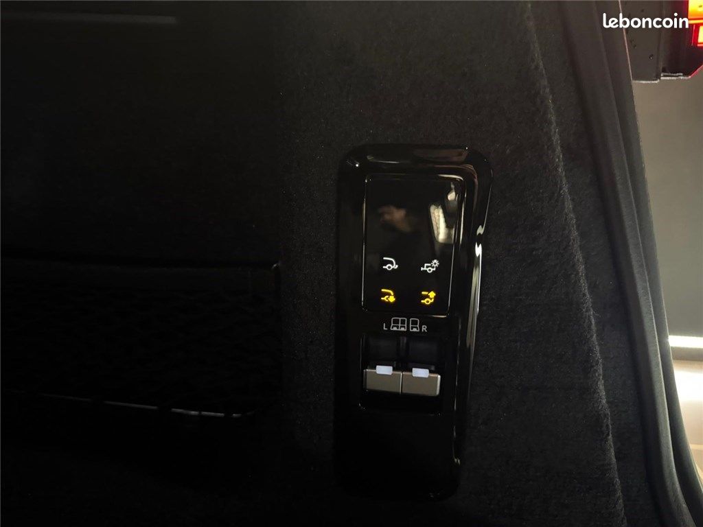Land Rover Range Rover Sport III P460E AWD 3.0L I6 PHEV Dynamic SE (image 13)