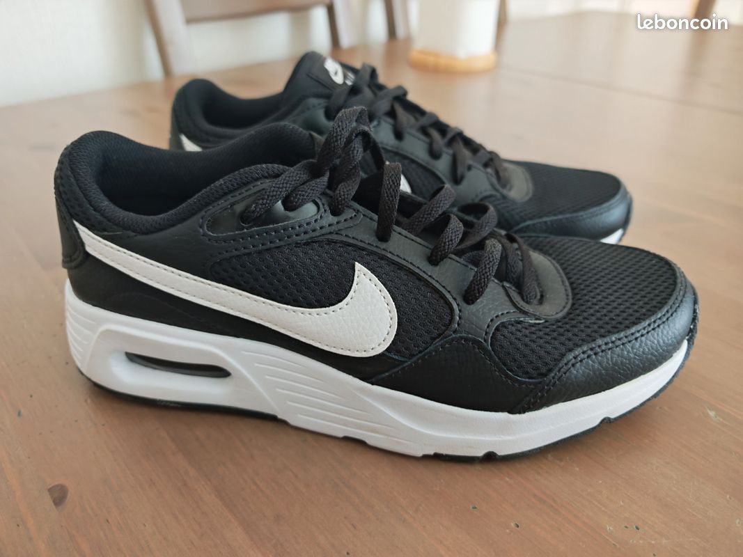 Air max (image 1)