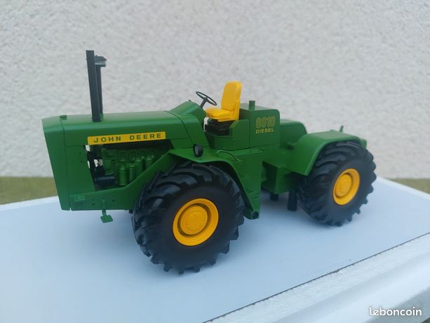 Tracteur John Deere 8400 Schuco 1/32 (Neu und originalverpackt) in Vionnaz für CHF 100 - mit