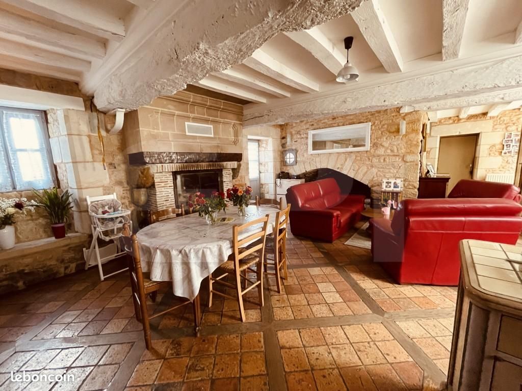 Château 8 pièces 170 m² - Saint-Jacques-de-Thouars 79100 (image principale 6)