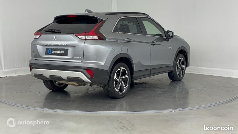 Mitsubishi Eclipse Cross 2.4 MIVEC PHEV 188ch Business 4WD (image 5)