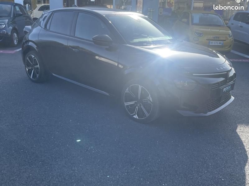 Lancia Ypsilon 1.2 Ibrida 100ch LX eDCT6 (image 5)