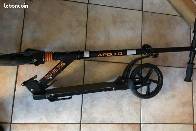Trottinette pour enfants (image 1)