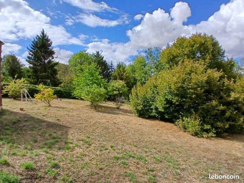 Terrain à bâtir à vendre · à Juvignies · 65 000 €