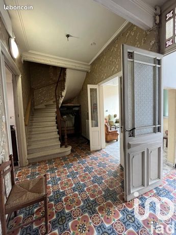 Maison 8 pièces 228 m²