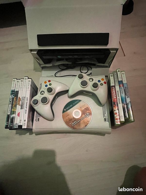 Console Xbox 360,Kinect,10 jeux et 2 manettes (image 3)
