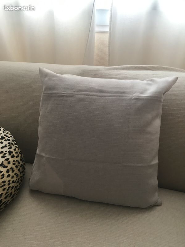 2 Housses de coussin Ikea (image 1)