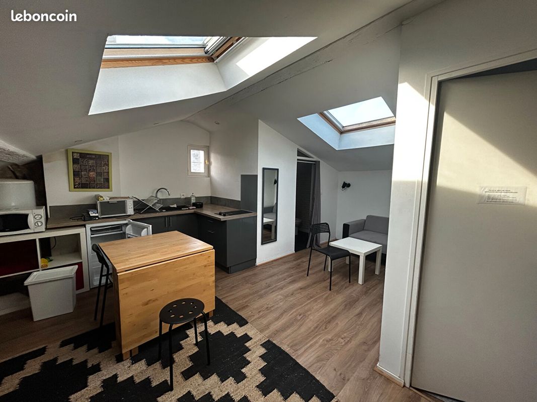 Appartement 1 pièce 18 m² · à Bordeaux · 18 m² · 522 €/mois