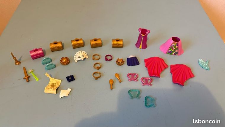 PLAYMOBIL LOT DE végétation, fleurs, roche et divers verdure très bon