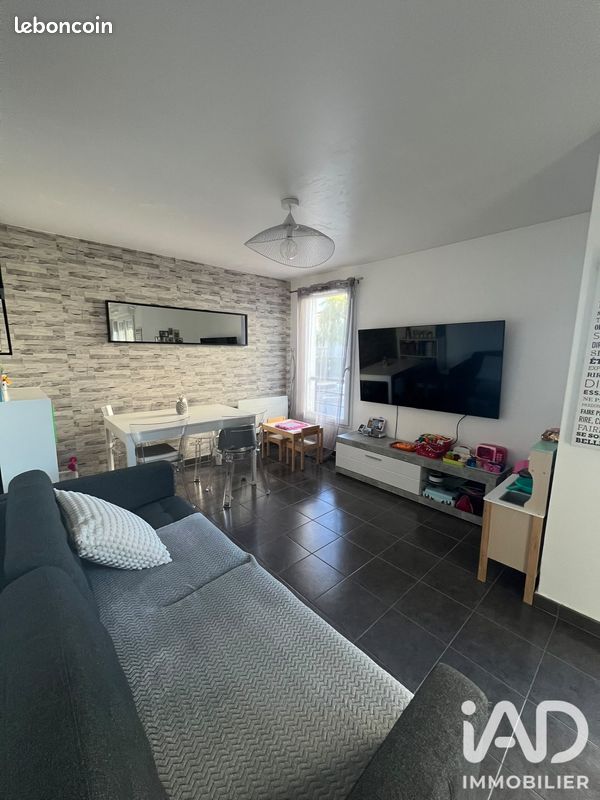 Appartement 2 pièces 41 m² · à Corbeil-Essonnes · 41 m² · 850 €/mois