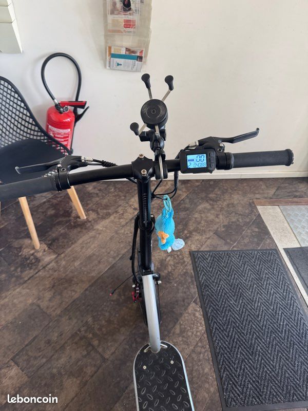 Trottinette Électrique (image 2)