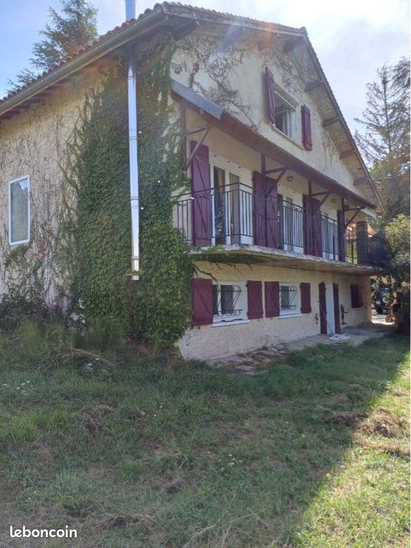 Maison 8 pièces 233 m² · à Abrest · 233 m² · 345 000 €