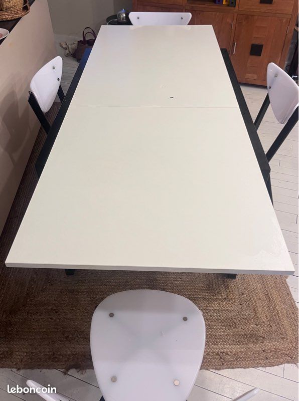 Table et chaises (image 3)