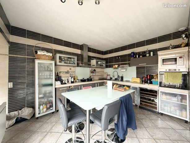 Maison 5 pièces 109 m² — 3