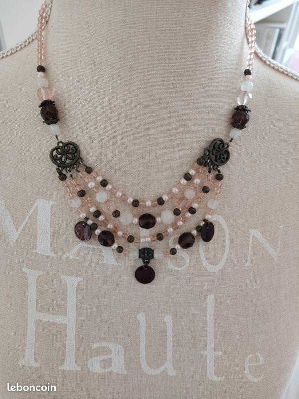 Collier en perles un jour ailleurs (image 4)