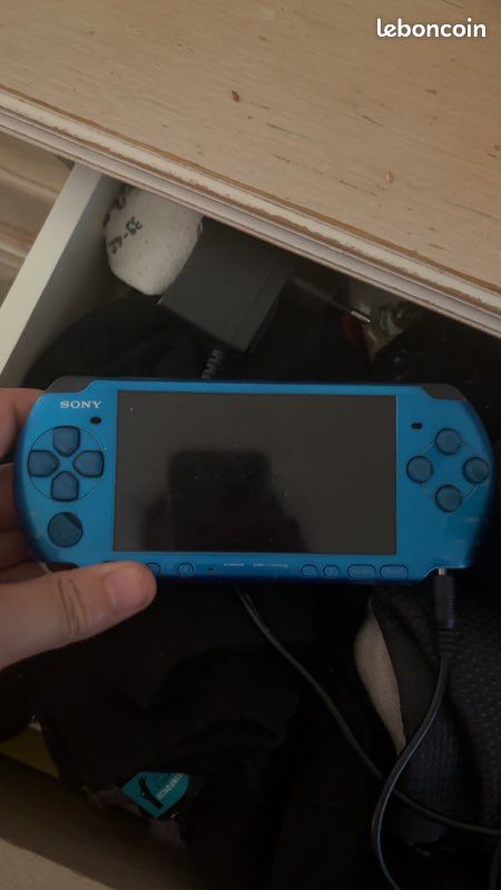 Psp 3004 édition limitée (image 1)