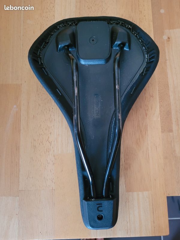 Selle de vélo Xiaomi Memory Foam – Très bon état (image 2)