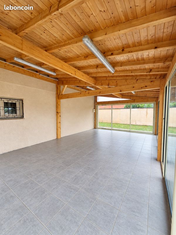 Maison familiale 5 pièces, piscine, terrain 1316 m² – Pusignan beau potentiel (image 3)