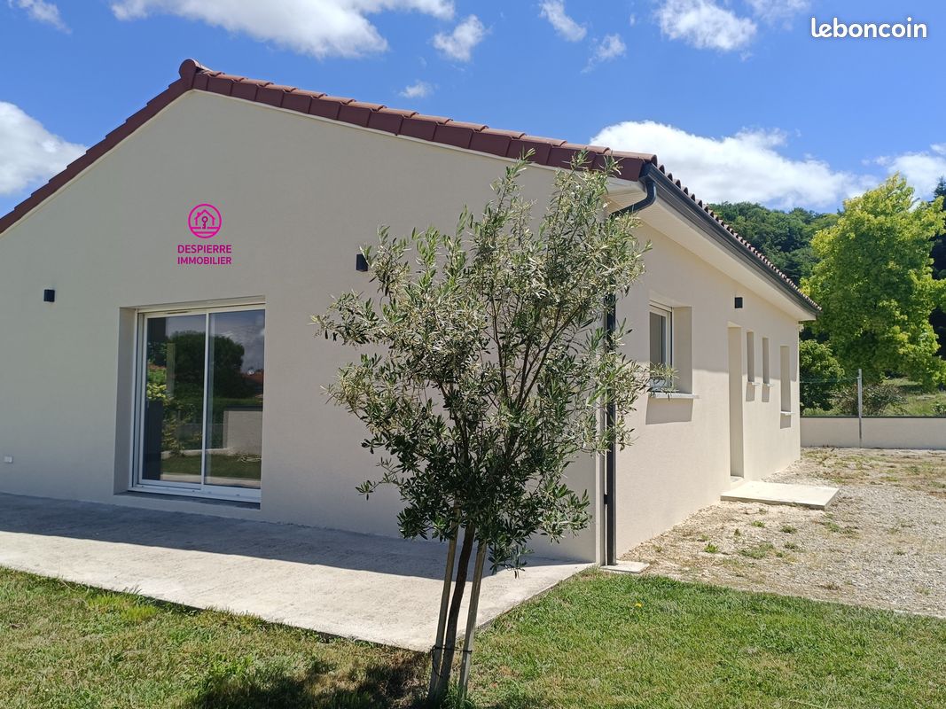Maison 4 pièces 96 m² · à Beausemblant · 96 m² · 295 000 €