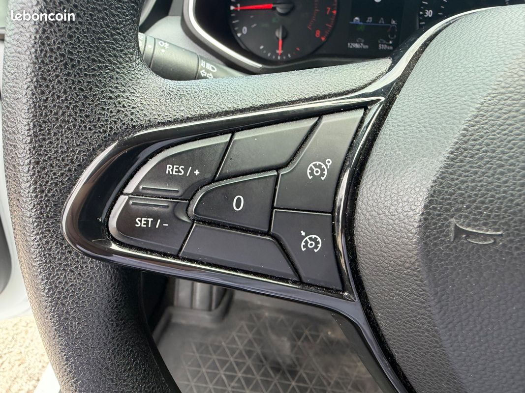 RENAULT CLIO V 1.0 TCE 90CH AIR - GPS - CARPLAY - REGULATEUR / LIMITEUr (image 24)