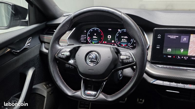 Skoda OCTAVIA COMBI 2.0 TDI 200CH RS DSG7 (image 12)