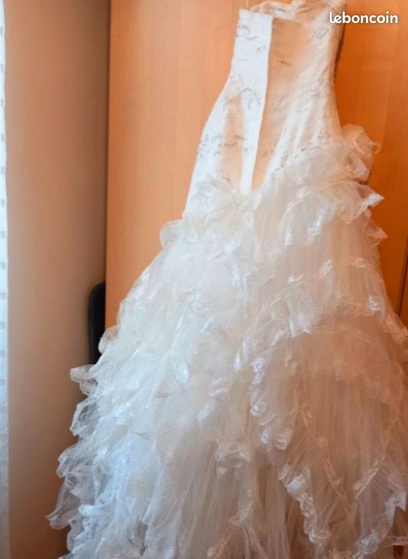 Robe de mariee pronovias taille 40 (image 4)