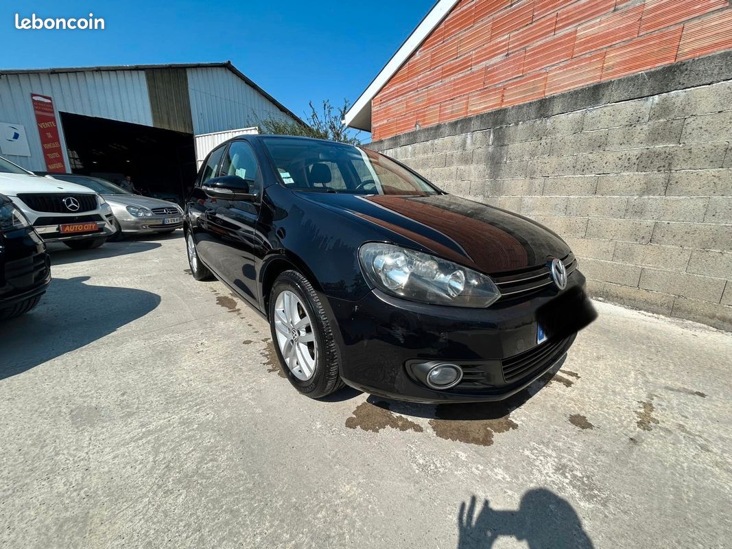 Volkswagen Golf VI 1,6 TDI 105cv (image 1)