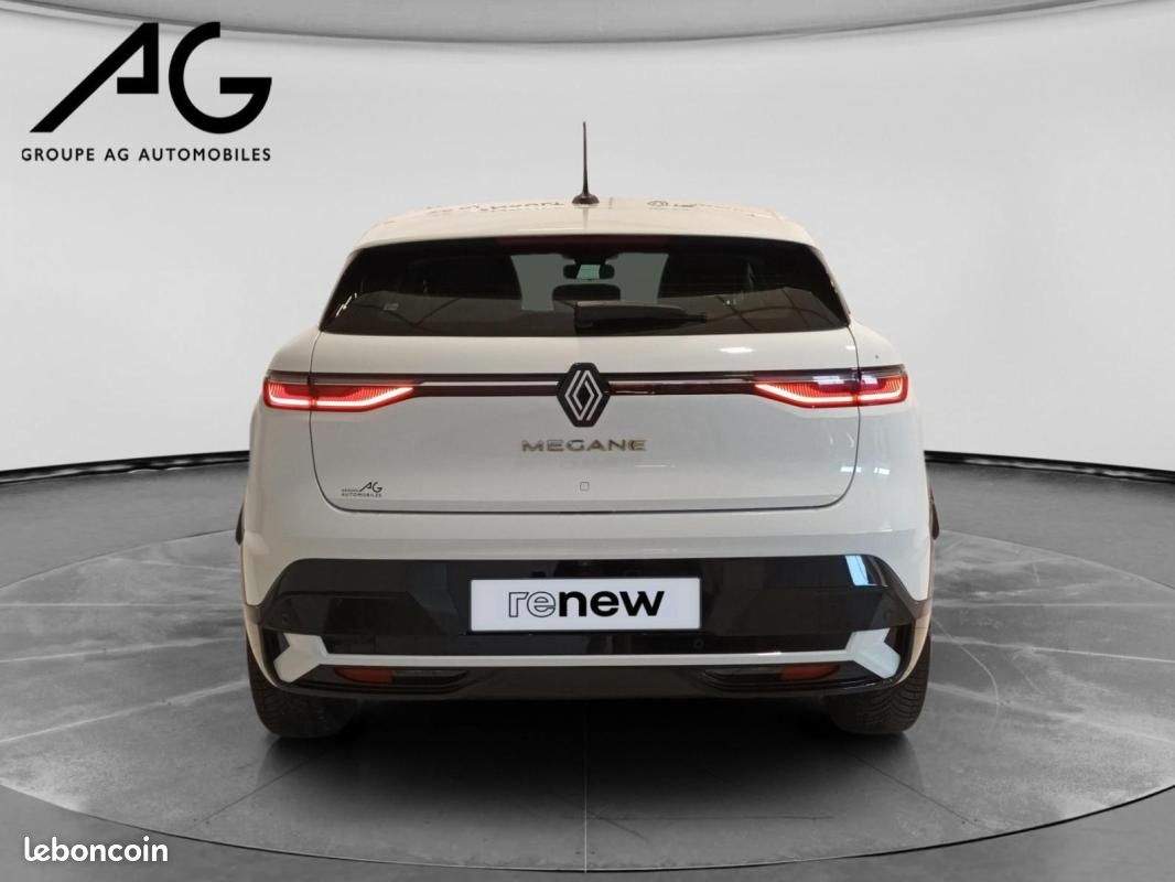 Renault Mégane E-TECH EV40 130ch standard charge Equilibre (image 5)