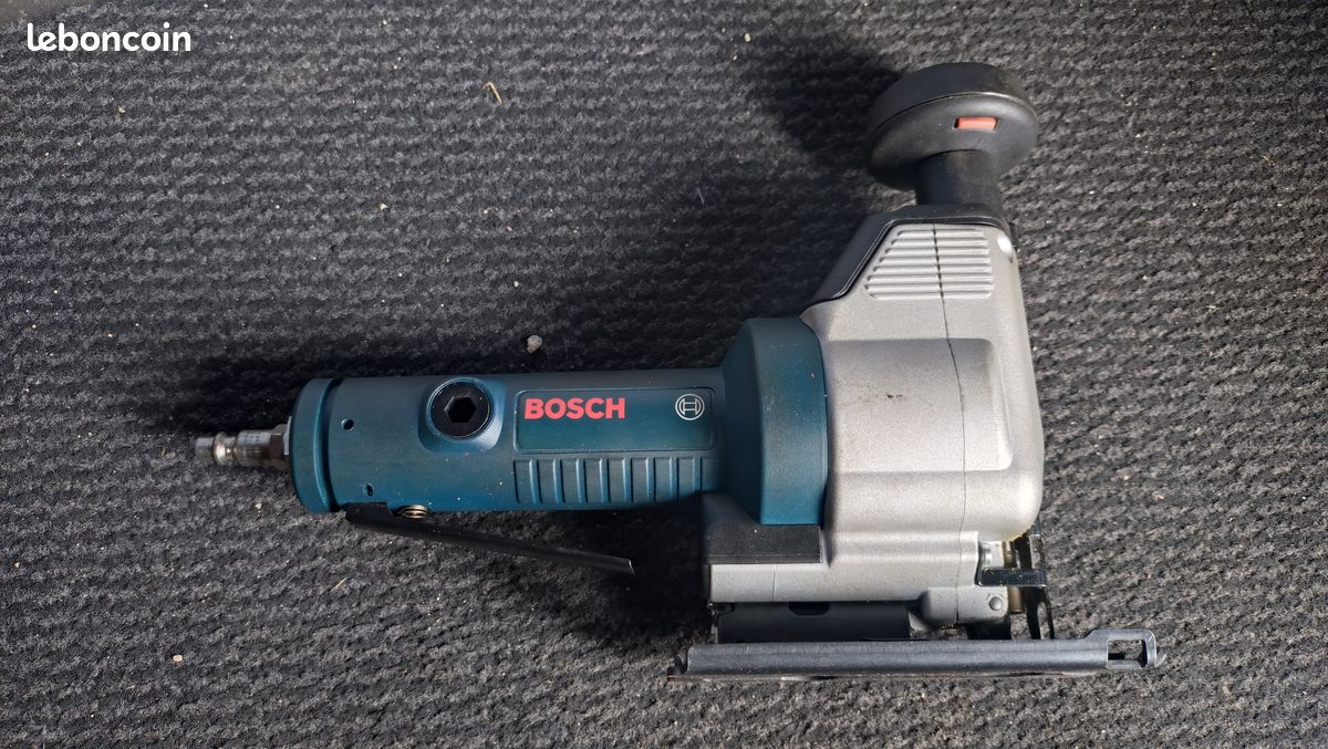 Test détaillé de la scie sauteuse Bosch PST 800 Pel
