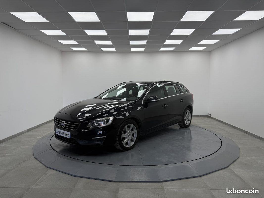 Volvo v60 d3 cm3 136cv bva (image 1)