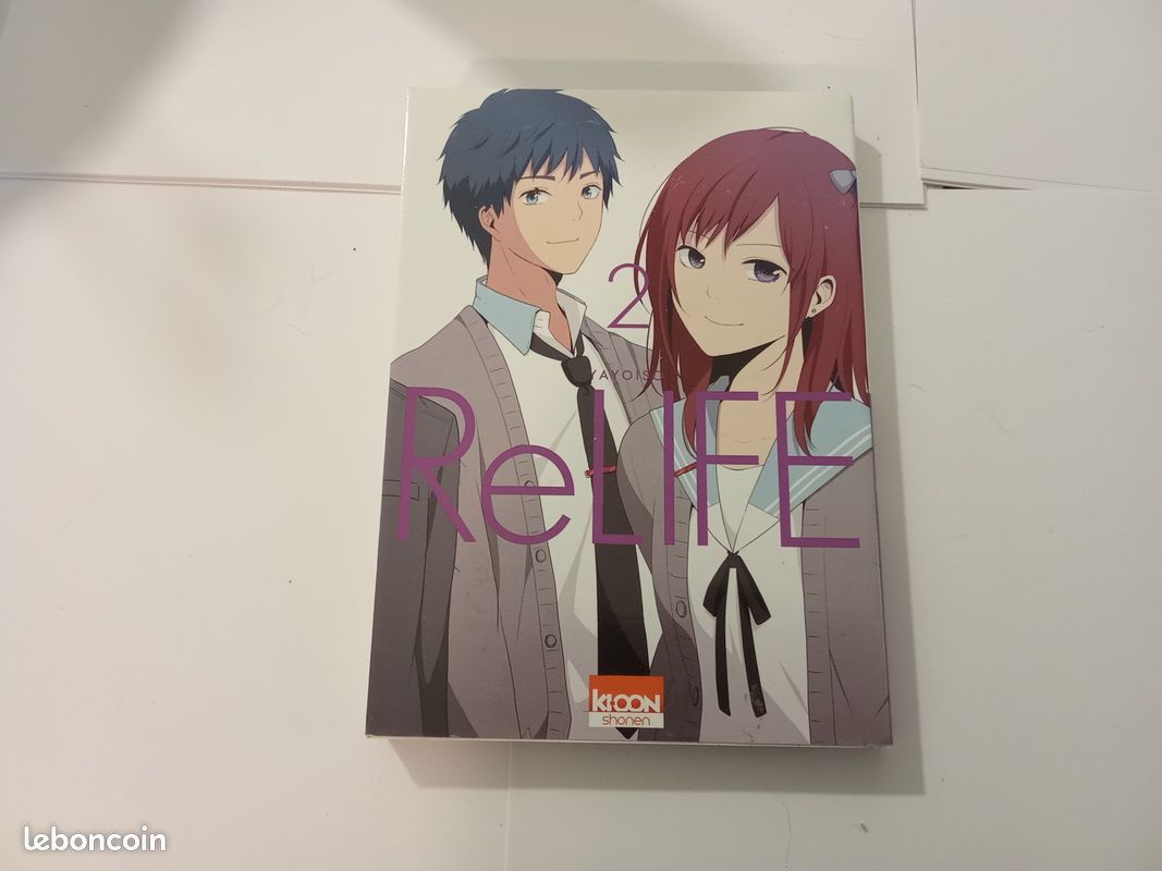 Lot de 5 Mangas ReLIFE tomes 1,2,3,4 et 6 (image 7)
