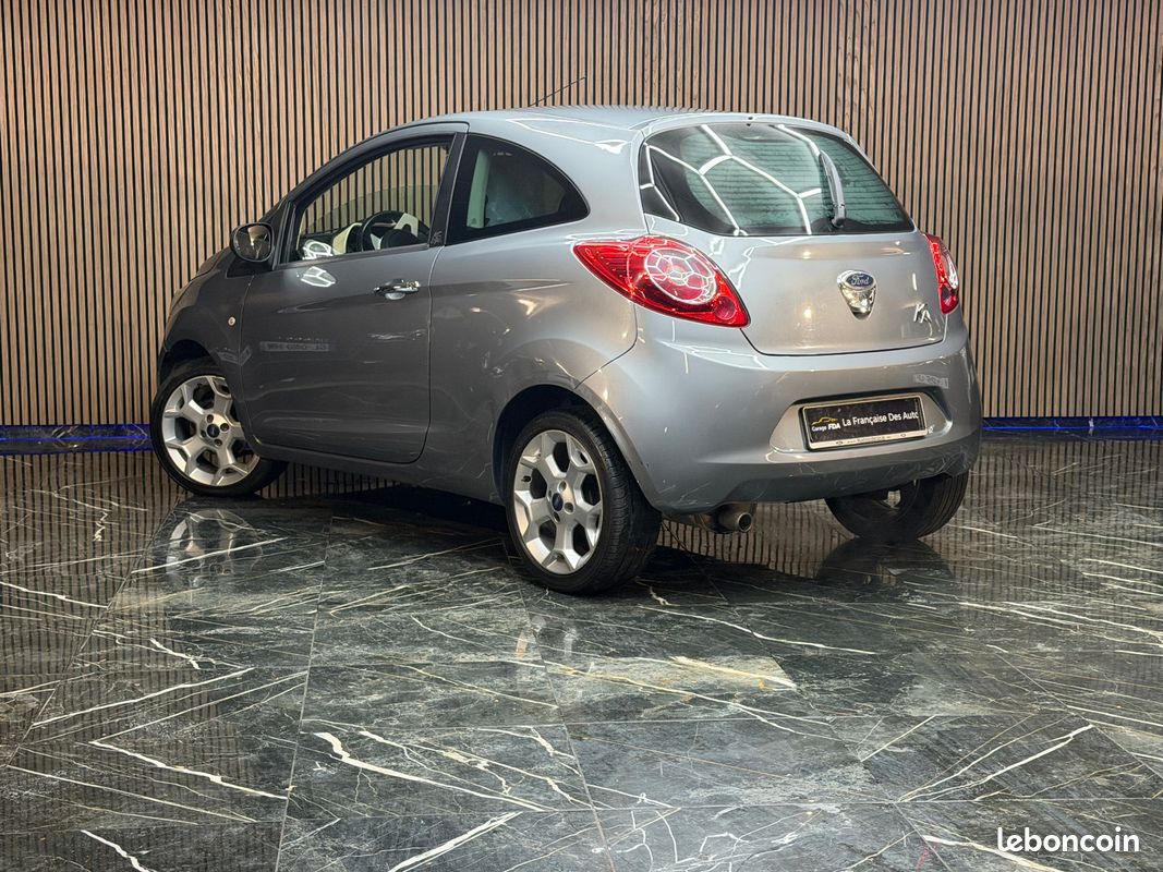 FORD KA Ka 1.2 69 Titanium (image 4)