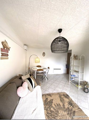 Appartement 2 pièces 40 m² · à Six-Fours-les-Plages · 40 m² · 890 €/mois