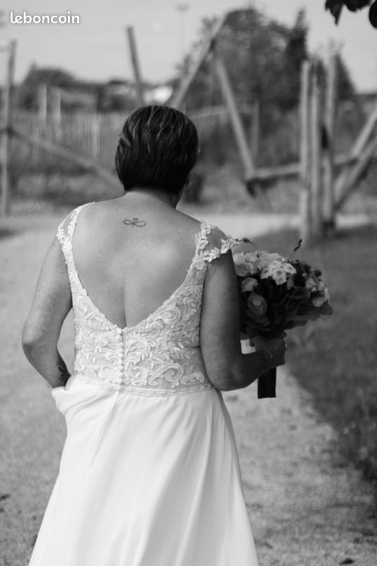 Vends robe de mariée (image 2)
