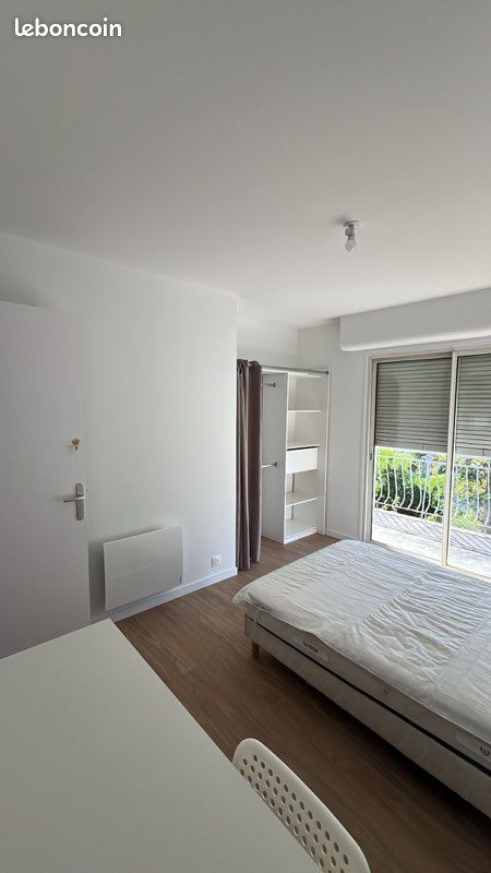Appartement 4 pièces 70 m² · à Angers · 70 m² · 450 €