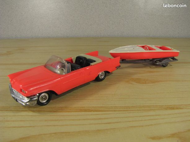 NOREV 1/43 Chrysler New Yorker bleu clair et bateau Rocca