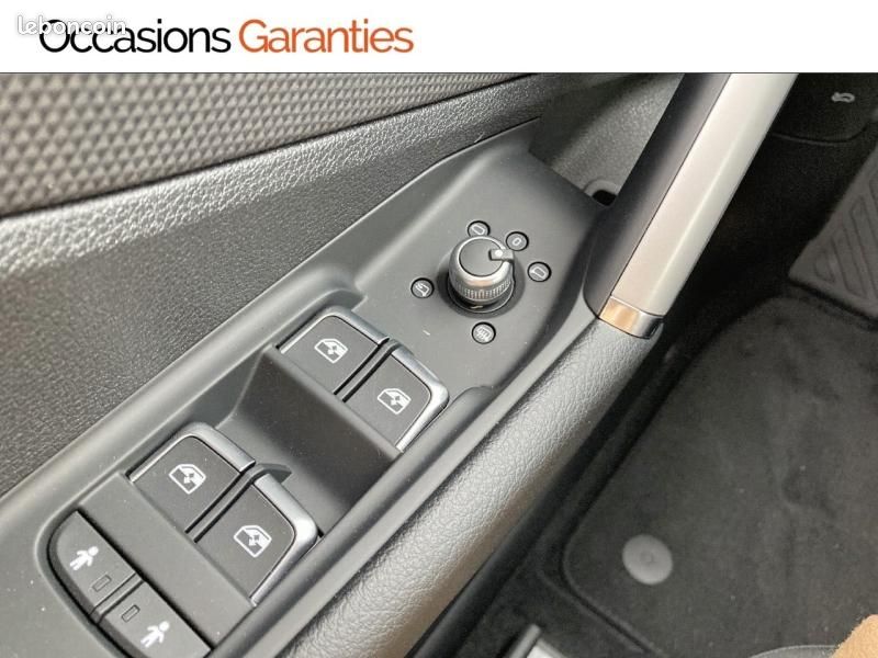 Audi Q2 35 TFSI 150ch Design S tronic 7 (image 30)