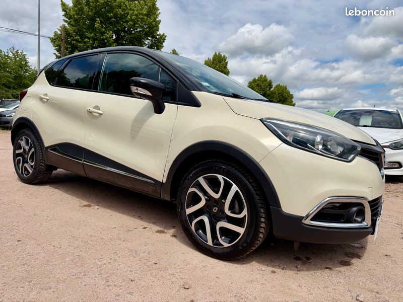 Renault captur 1.5l dci 90cv finition intens 223.800kms 02/2014 feux de jour a led gps écran tactile bluetooth attelage (image 2)