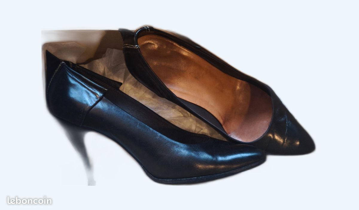 Escarpins Stéphane Kelian - Daim Marron Brodé Noir - Talon 10 Cm - 39.5
