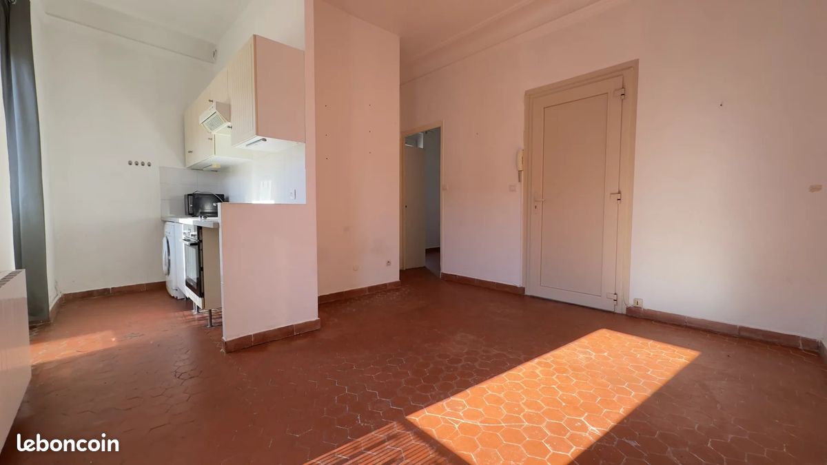 Appartement 2 pièces 32 m² · à Fuveau · 32 m² · 660 €